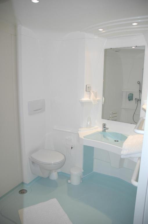 The Originals Access, Hotel Le Lutea Riom-es-Montagnes Bilik gambar